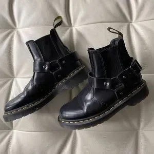 Dr. Martens WINCOX・UK6 Dr. Martens Wincox Chelsea Ankle Boots Black New In Box Size